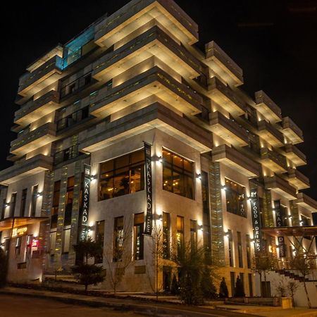 Готельно-Ресторанний Комплекс Каскад Kharkiv Bagian luar foto
